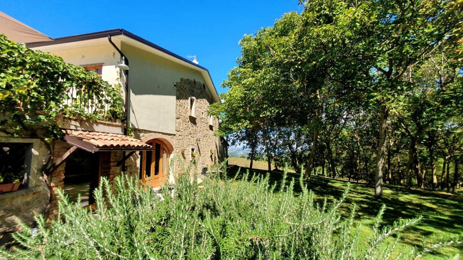 Al Noceto Countryside Bed & Breakfast Busso Екстериор снимка